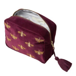 Elizabeth Scarlett Plum-Hued Honey Bees Wash Bag -Korres Store 4 94361.1694531641