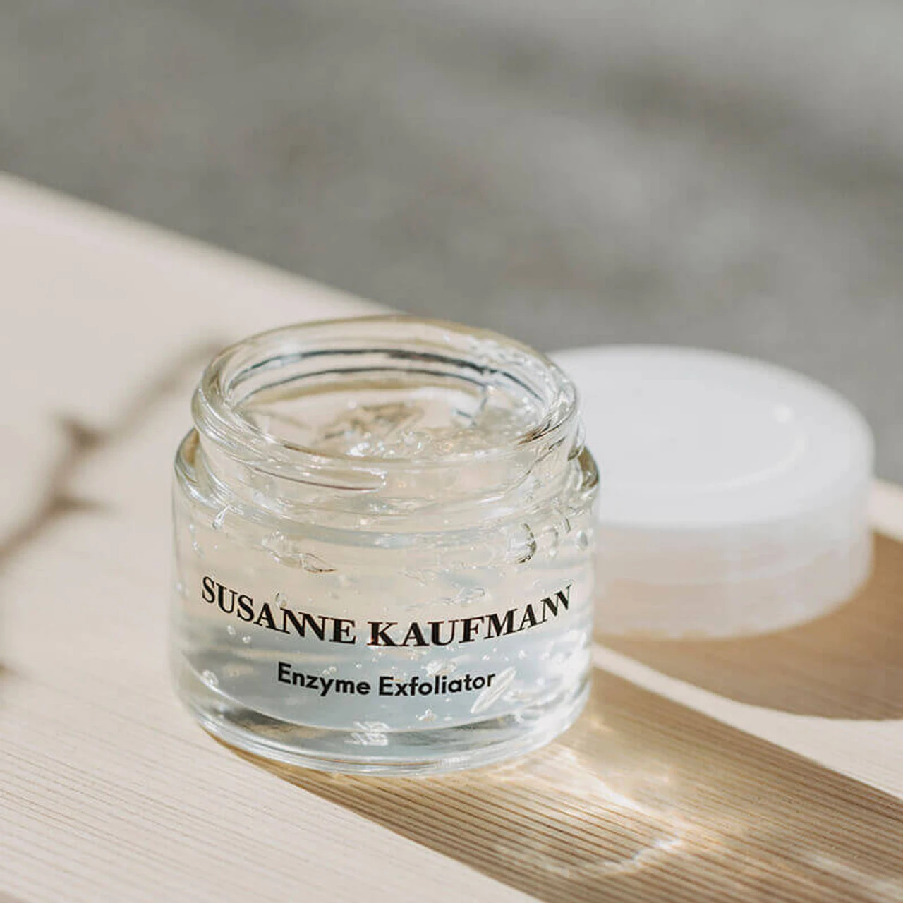 Susanne Kaufmann Enzyme Exfoliator 4 Susanne Kaufmann Enzyme Exfoliator - Image 2