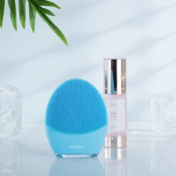 FOREO LUNA 3 Face Brush & Anti-Aging Massager For Combination Skin -Korres Store FO9144 5 05943.1694616647
