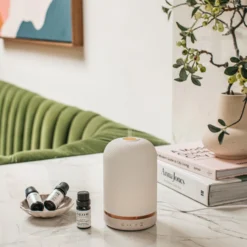 Neom Wellbeing Pod Essential Oil Diffuser -Korres Store Wellbeing Pod Kitchen 15 09606.1665754663