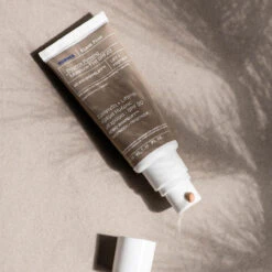 Korres Black Pine 4D BioShapeLift Bounce Firming Tinted Moisturiser SPF 20 -Korres Store kor210921 40 24171.1689854446